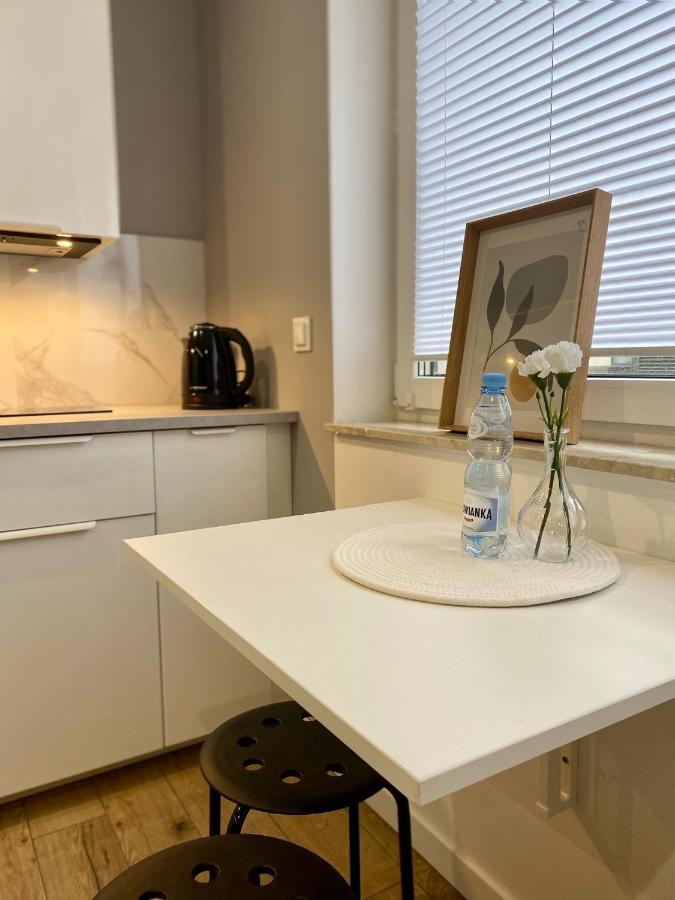 Apartment Enes Legnicka Street A Breslau